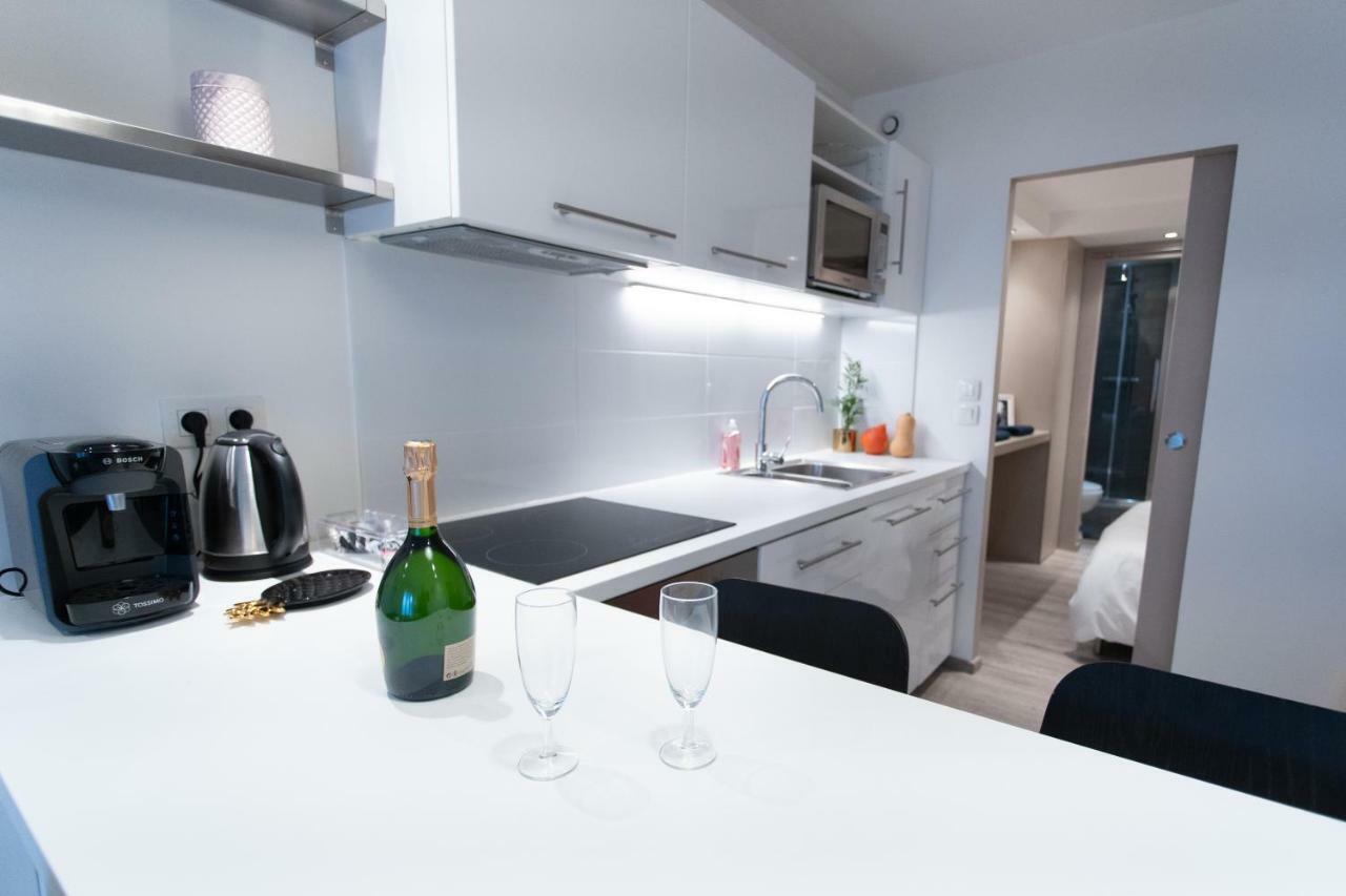 Appartement Au Pied De La Cathedrale Ρενς Εξωτερικό φωτογραφία